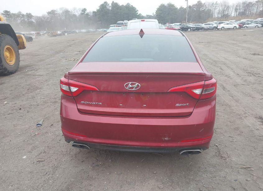 Photo 16 of 2015 Hyundai Sonata SPORT (VIN 5NPE34AF4FH104610)