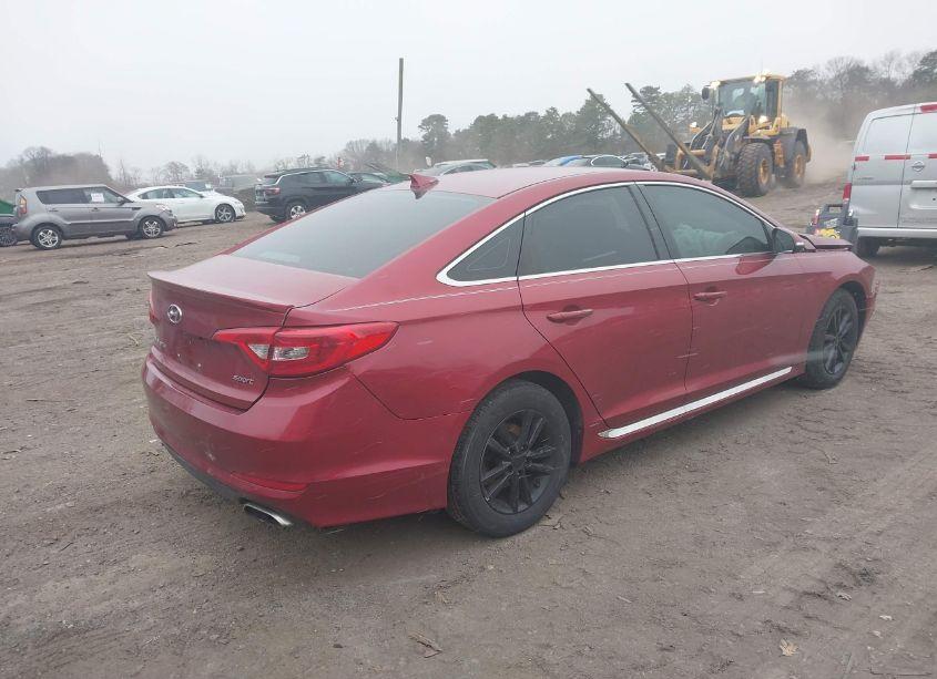 Photo 4 of 2015 Hyundai Sonata SPORT (VIN 5NPE34AF4FH104610)