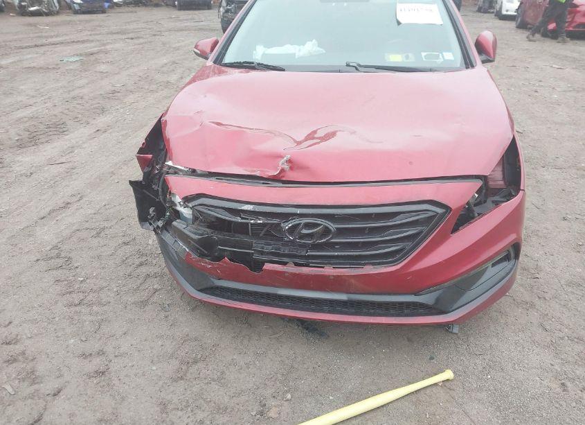 Photo 6 of 2015 Hyundai Sonata SPORT (VIN 5NPE34AF4FH104610)