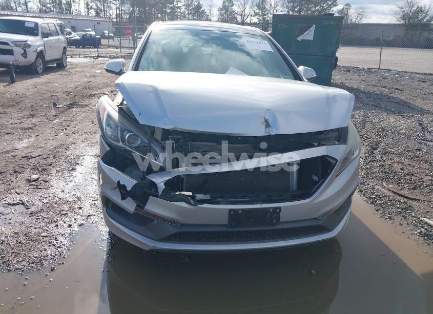 Photo 12 of 2016 Hyundai Sonata LIMITED (VIN 5NPE34AF4GH261085)