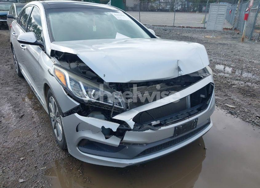 Photo 6 of 2016 Hyundai Sonata LIMITED (VIN 5NPE34AF4GH261085)