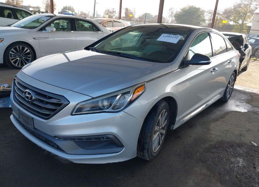 Photo 2 of 2016 Hyundai Sonata LIMITED (VIN 5NPE34AF4GH274550)