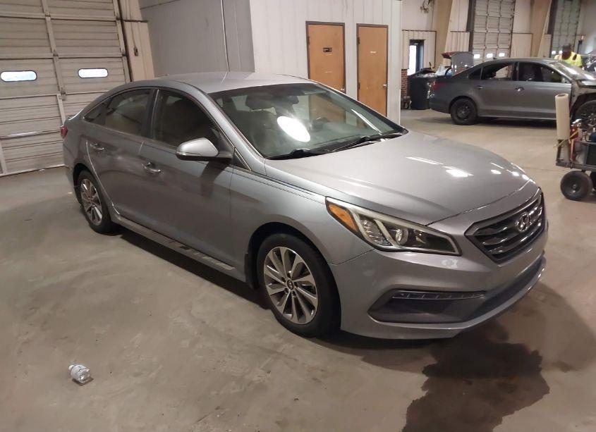 2016 Hyundai Sonata SPORT/LIMITED (VIN 5NPE34AF4GH300886) main photo