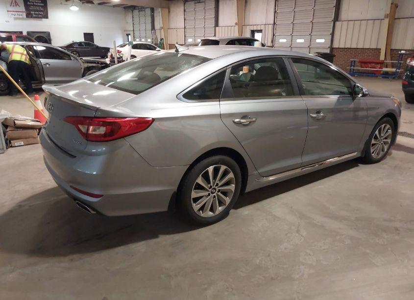 Photo 4 of 2016 Hyundai Sonata SPORT/LIMITED (VIN 5NPE34AF4GH300886)