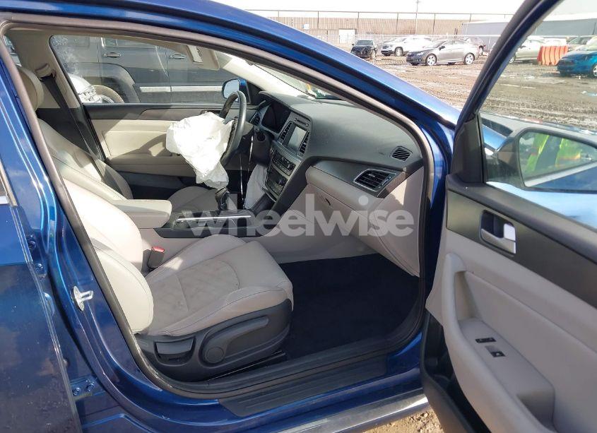 Photo 5 of 2016 Hyundai Sonata SPORT (VIN 5NPE34AF4GH339543)