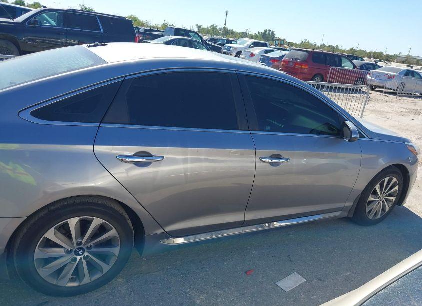 Photo 13 of 2016 Hyundai Sonata SPORT (VIN 5NPE34AF4GH339641)