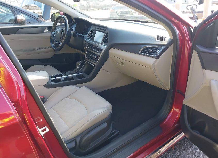 Photo 5 of 2016 Hyundai Sonata SPORT (VIN 5NPE34AF4GH377869)