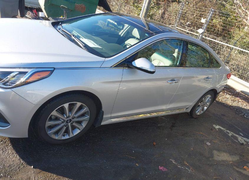 Photo 14 of 2016 Hyundai Sonata LIMITED (VIN 5NPE34AF4GH383400)