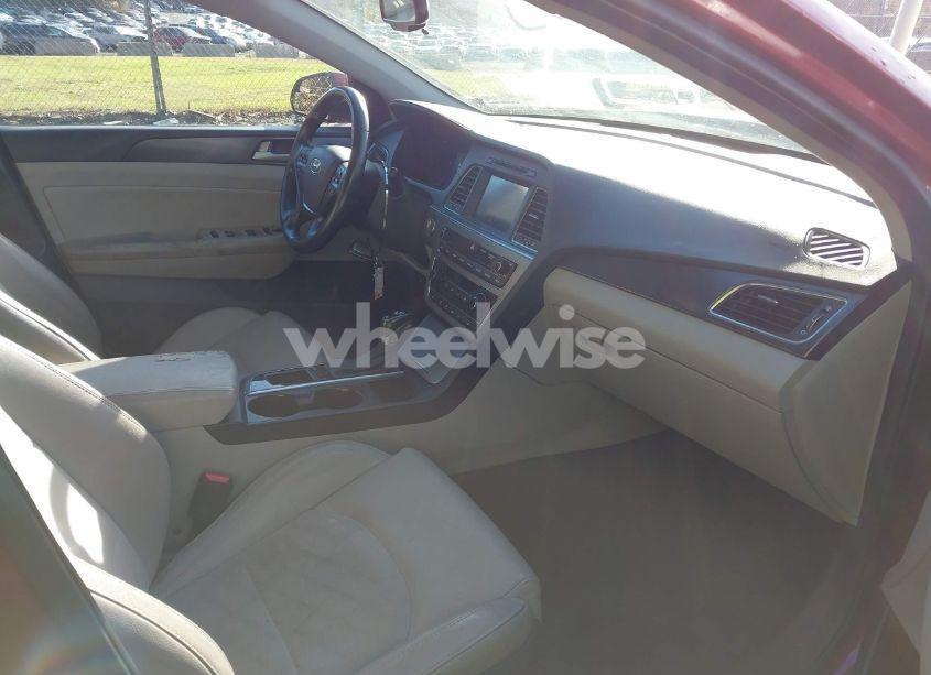 Photo 5 of 2016 Hyundai Sonata SPORT (VIN 5NPE34AF4GH423751)