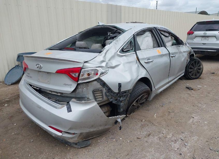 Photo 4 of 2017 Hyundai Sonata SPORT (VIN 5NPE34AF4HH456590)