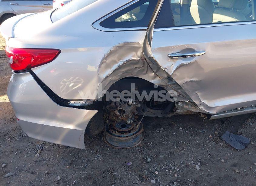 Photo 6 of 2017 Hyundai Sonata LIMITED (VIN 5NPE34AF4HH470327)