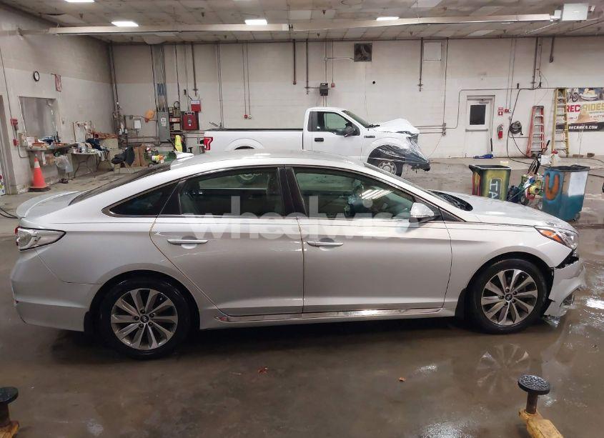 Photo 13 of 2017 Hyundai Sonata SPORT (VIN 5NPE34AF4HH554292)