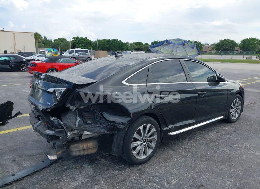 Photo 4 of 2017 Hyundai Sonata SPORT (VIN 5NPE34AF4HH557418)