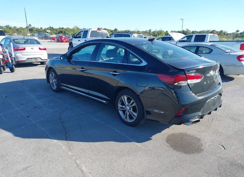 Photo 3 of 2018 Hyundai Sonata SPORT (VIN 5NPE34AF4JH635539)