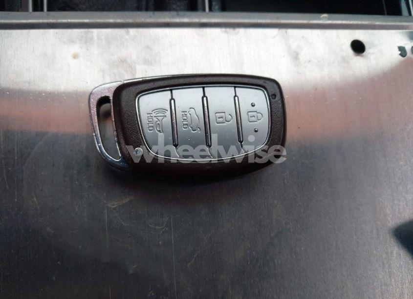 Photo 11 of 2018 Hyundai Sonata SPORT (VIN 5NPE34AF4JH639090)