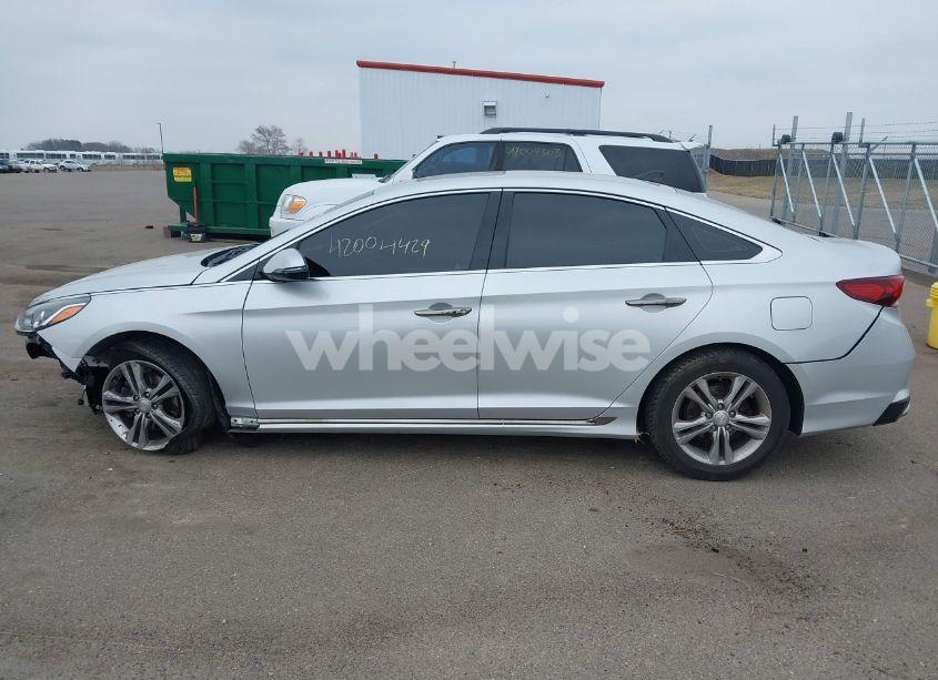 Photo 15 of 2018 Hyundai Sonata SPORT (VIN 5NPE34AF4JH639090)