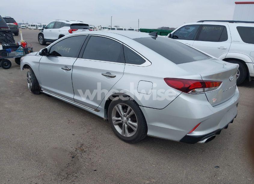 Photo 3 of 2018 Hyundai Sonata SPORT (VIN 5NPE34AF4JH639090)