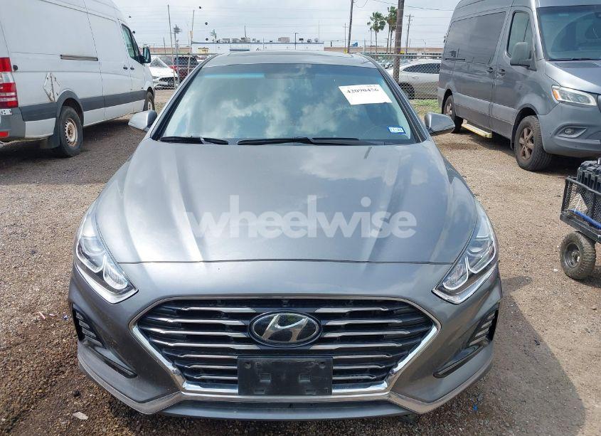 Photo 11 of 2018 Hyundai Sonata LIMITED (VIN 5NPE34AF4JH645472)
