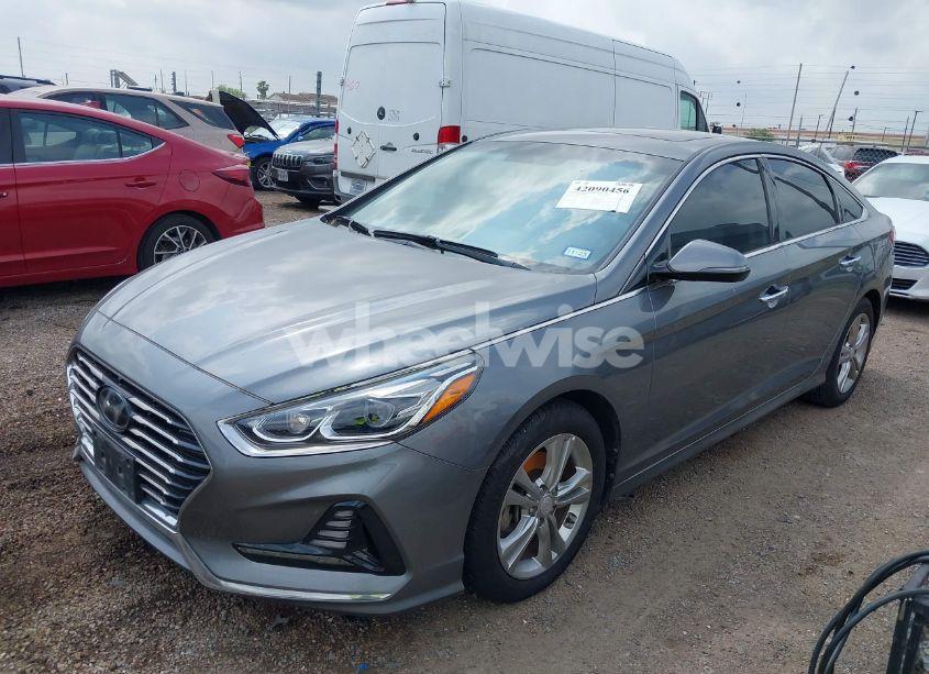 Photo 2 of 2018 Hyundai Sonata LIMITED (VIN 5NPE34AF4JH645472)