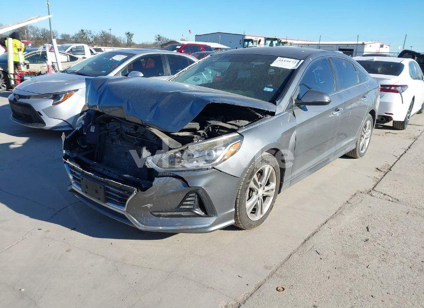 Photo 2 of 2018 Hyundai Sonata SEL (VIN 5NPE34AF4JH677287)