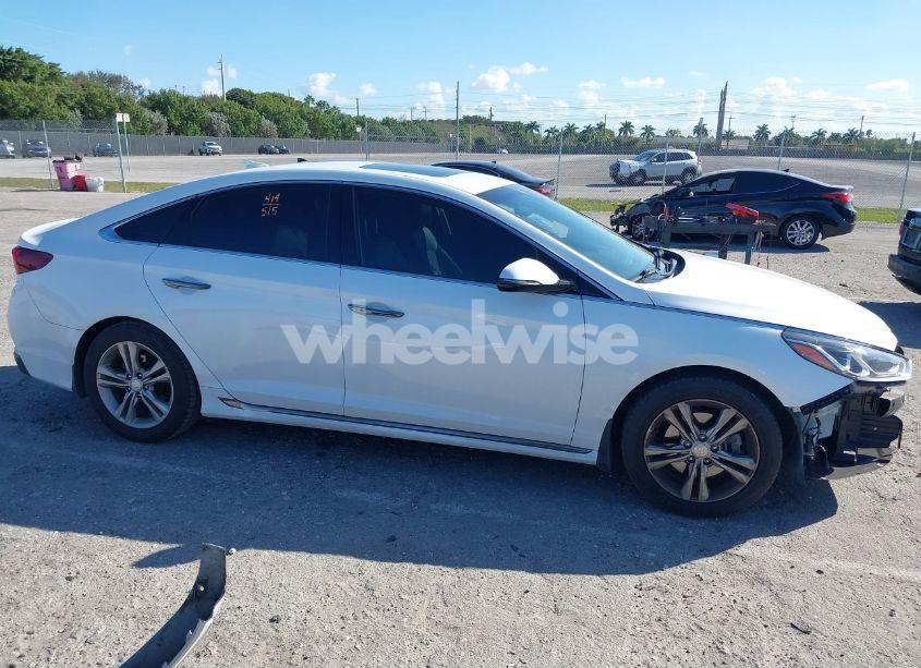 Photo 14 of 2018 Hyundai Sonata SPORT+ (VIN 5NPE34AF4JH701331)