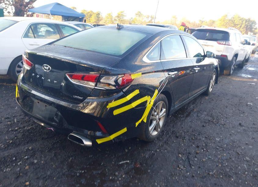 Photo 4 of 2019 Hyundai Sonata LIMITED (VIN 5NPE34AF4KH747243)
