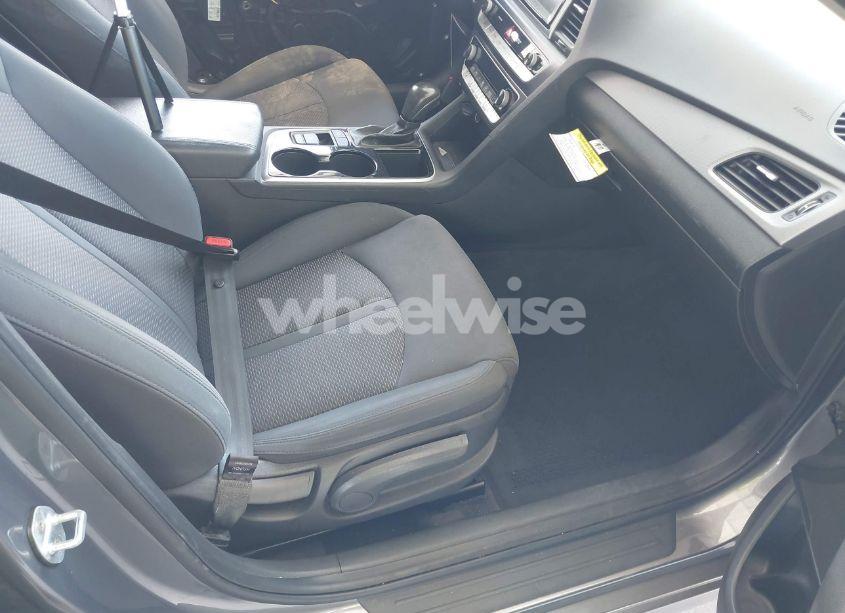 Photo 5 of 2019 Hyundai Sonata SEL (VIN 5NPE34AF4KH764415)