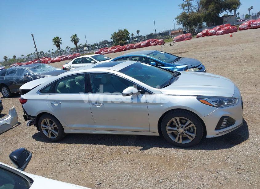 Photo 14 of 2019 Hyundai Sonata LIMITED (VIN 5NPE34AF4KH817775)