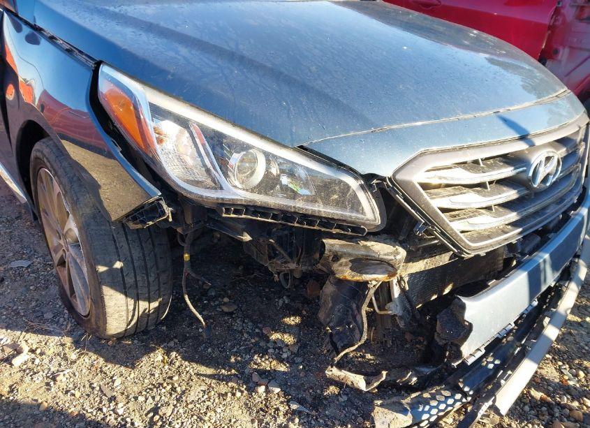 Photo 6 of 2015 Hyundai Sonata SPORT (VIN 5NPE34AF5FH043283)