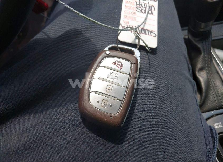 Photo 11 of 2015 Hyundai Sonata LIMITED (VIN 5NPE34AF5FH045888)