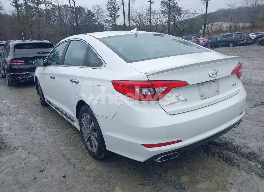 Photo 3 of 2015 Hyundai Sonata SPORT (VIN 5NPE34AF5FH062397)