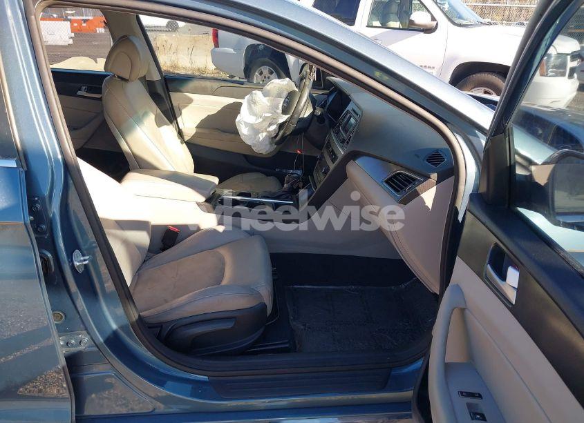 Photo 5 of 2015 Hyundai Sonata SPORT (VIN 5NPE34AF5FH071455)