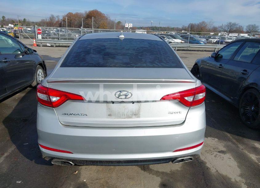Photo 16 of 2015 Hyundai Sonata SPORT (VIN 5NPE34AF5FH089356)