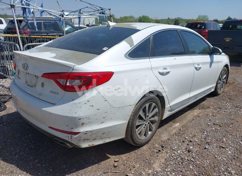 Photo 4 of 2015 Hyundai Sonata SPORT (VIN 5NPE34AF5FH094086)