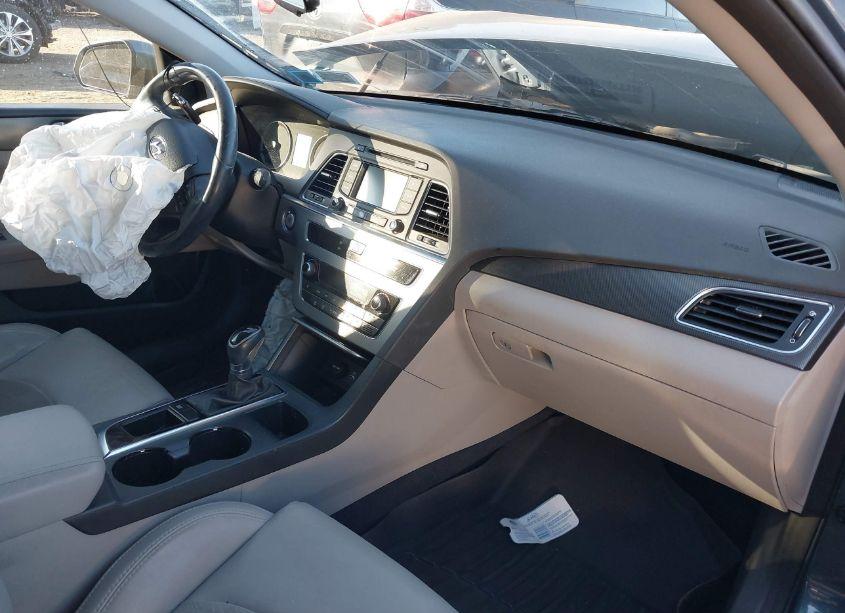Photo 5 of 2015 Hyundai Sonata SPORT (VIN 5NPE34AF5FH125367)