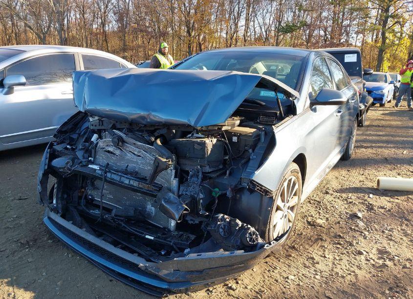 Photo 6 of 2015 Hyundai Sonata SPORT (VIN 5NPE34AF5FH125367)