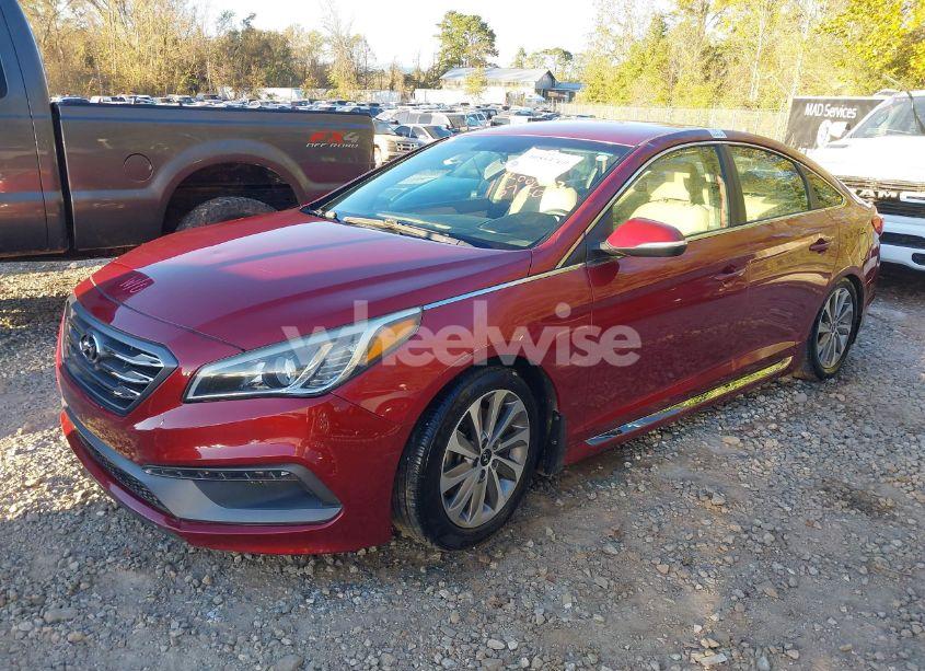 Photo 2 of 2015 Hyundai Sonata SPORT (VIN 5NPE34AF5FH178957)