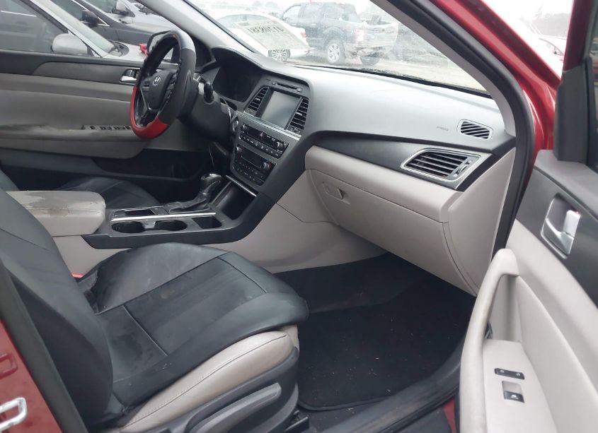 Photo 5 of 2015 Hyundai Sonata SPORT/LIMITED (VIN 5NPE34AF5FH197153)