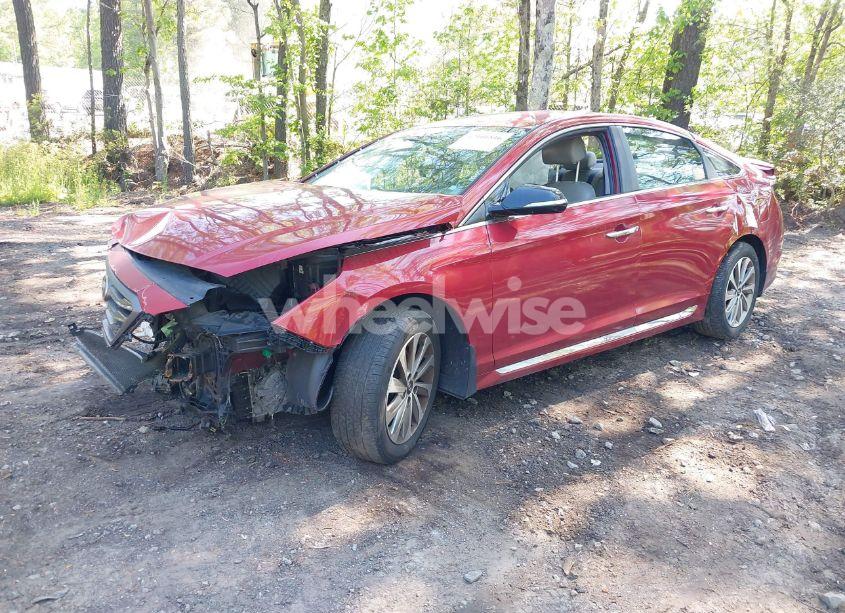 Photo 2 of 2015 Hyundai Sonata SPORT (VIN 5NPE34AF5FH214775)