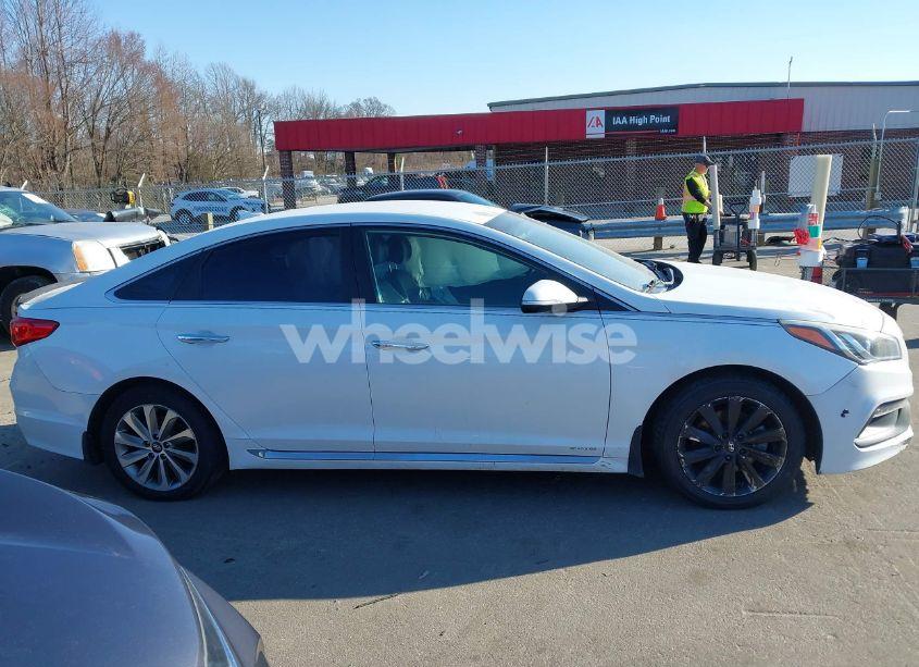 Photo 13 of 2015 Hyundai Sonata SPORT (VIN 5NPE34AF5FH242415)
