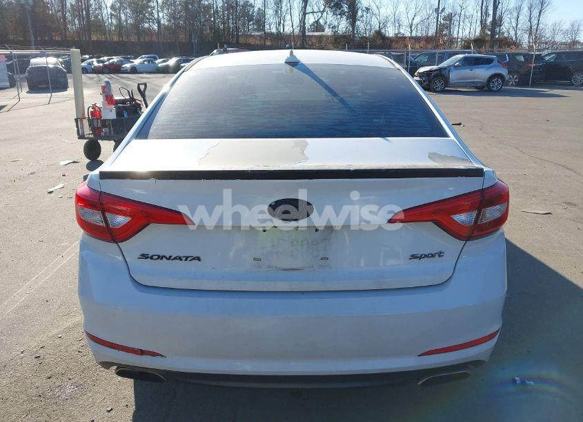 Photo 16 of 2015 Hyundai Sonata SPORT (VIN 5NPE34AF5FH242415)
