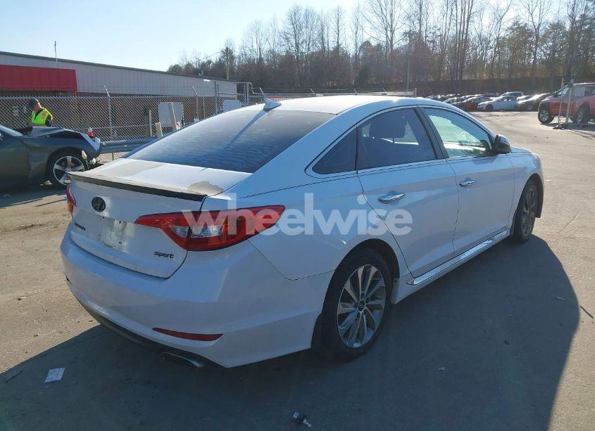 Photo 4 of 2015 Hyundai Sonata SPORT (VIN 5NPE34AF5FH242415)