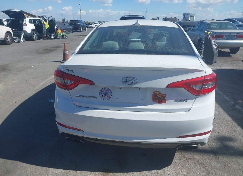 Photo 15 of 2015 Hyundai Sonata SPORT (VIN 5NPE34AF5FH257481)