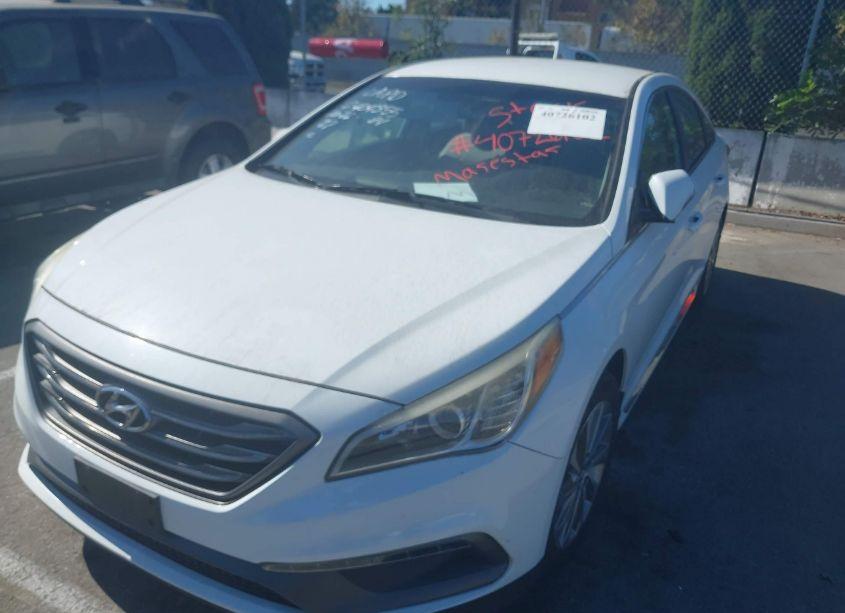 Photo 2 of 2015 Hyundai Sonata SPORT (VIN 5NPE34AF5FH257481)
