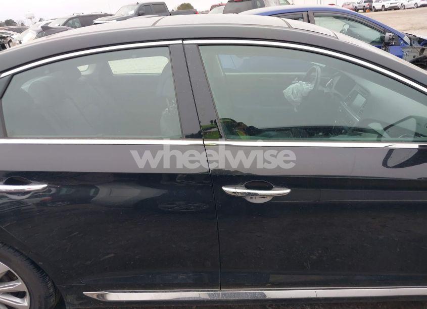 Photo 13 of 2016 Hyundai Sonata LIMITED (VIN 5NPE34AF5GH290658)