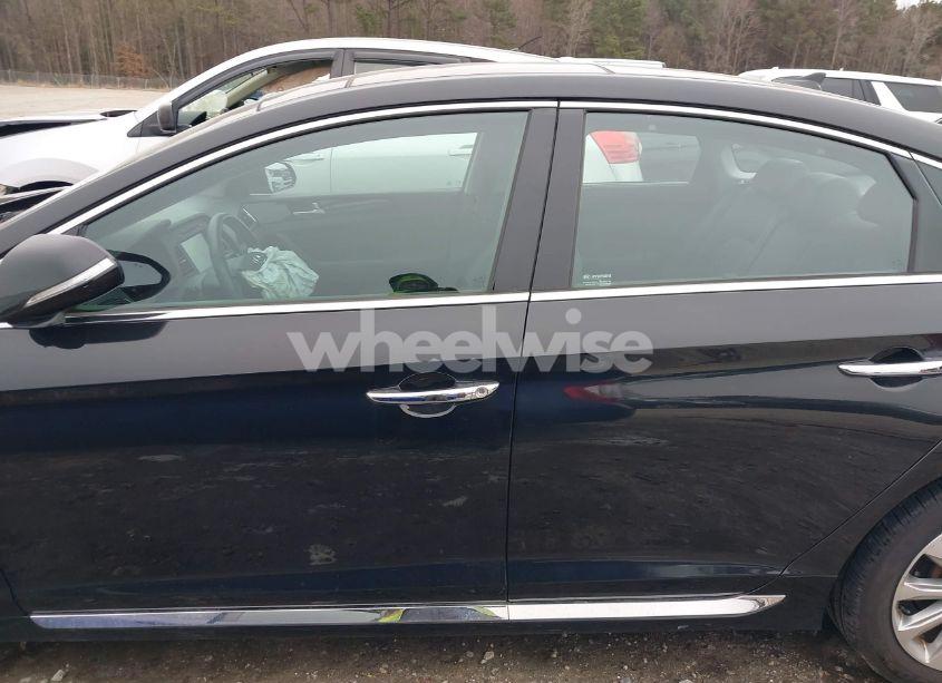 Photo 14 of 2016 Hyundai Sonata LIMITED (VIN 5NPE34AF5GH290658)