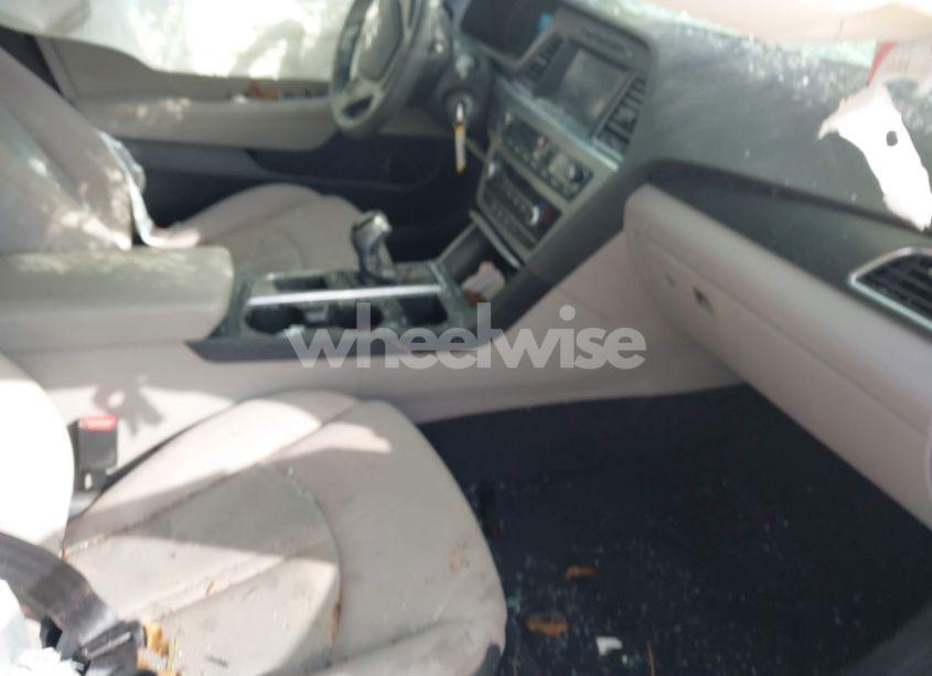 Photo 5 of 2016 Hyundai Sonata SPORT (VIN 5NPE34AF5GH297481)