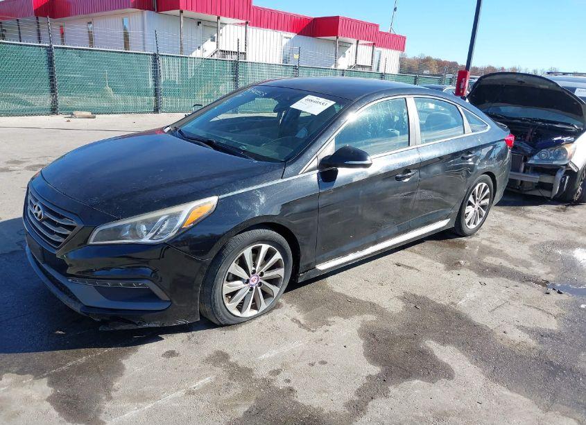 Photo 2 of 2016 Hyundai Sonata SPORT (VIN 5NPE34AF5GH321701)