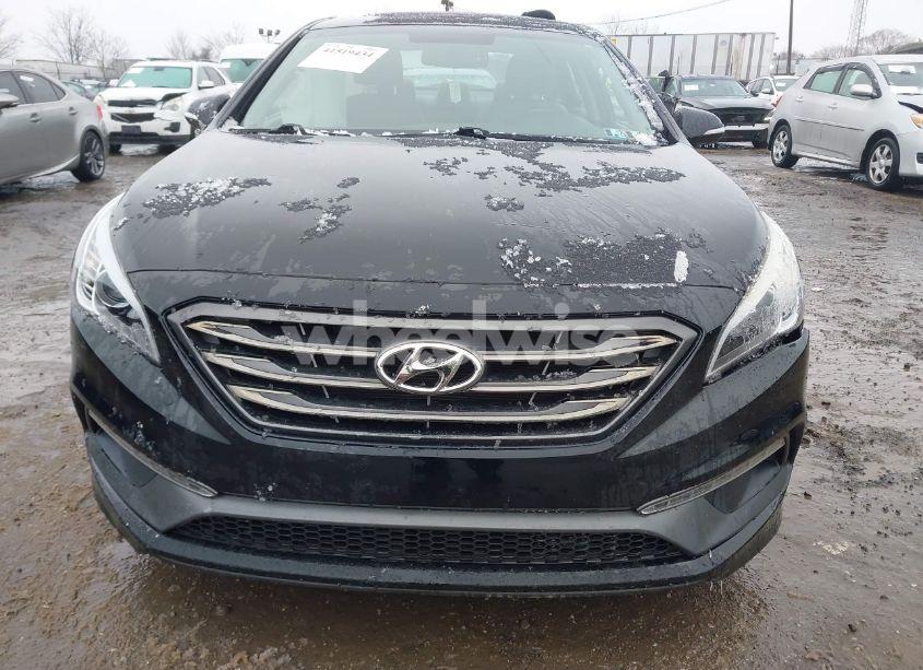 Photo 11 of 2016 Hyundai Sonata LIMITED (VIN 5NPE34AF5GH329717)