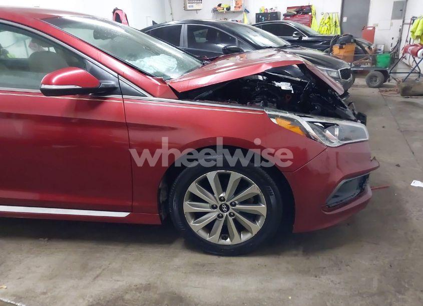 Photo 19 of 2016 Hyundai Sonata SPORT (VIN 5NPE34AF5GH333041)